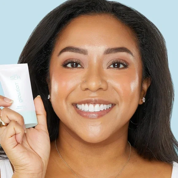 Tarte Glowtion Skin Perfecting Primer - Picture 7 of 11